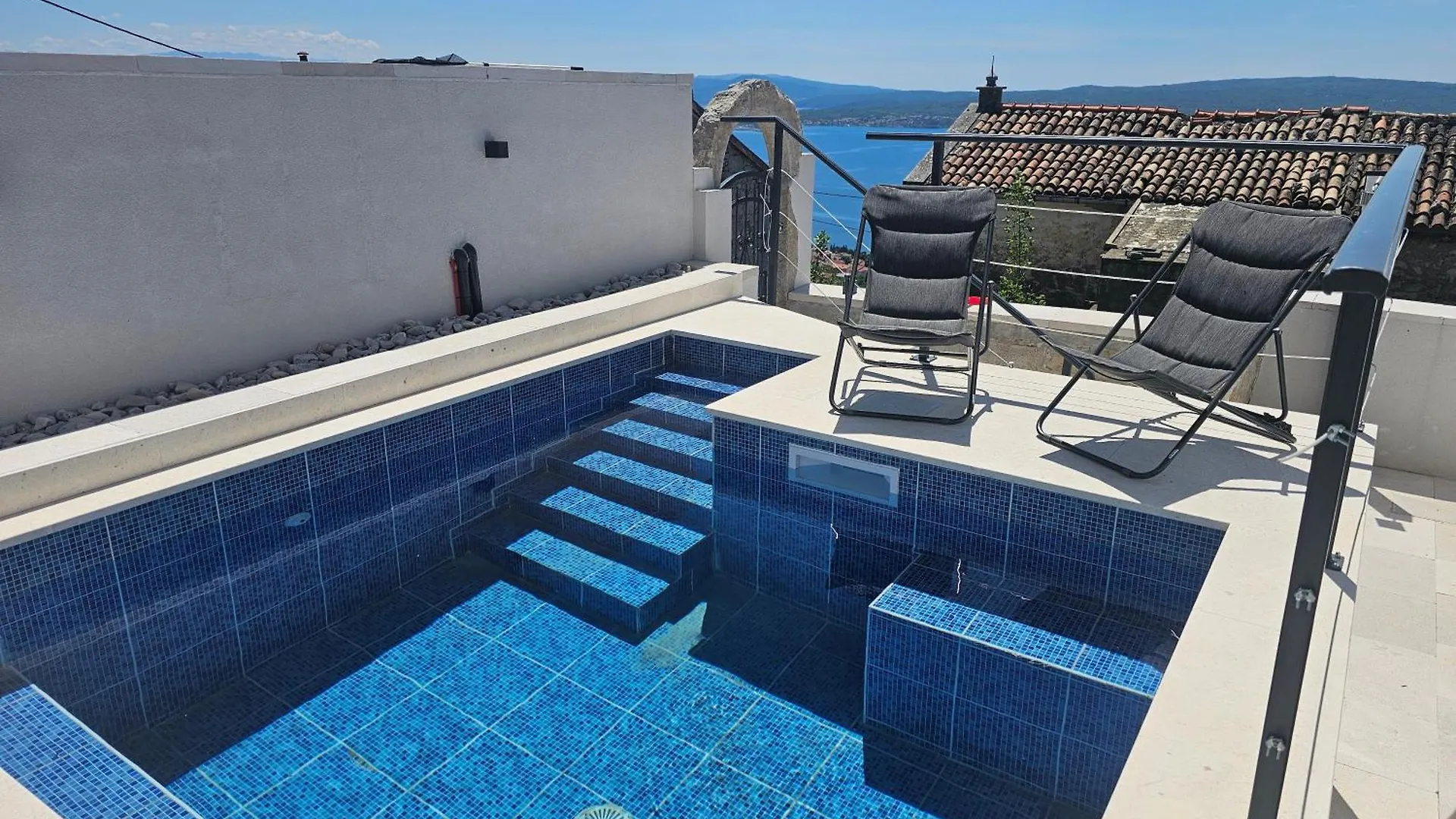 Lokvica Holiday House With Pool Dramalj